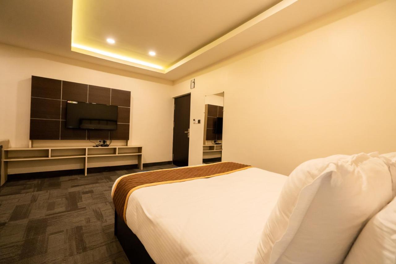Royale Lalawi Hotel Āīzawl Εξωτερικό φωτογραφία