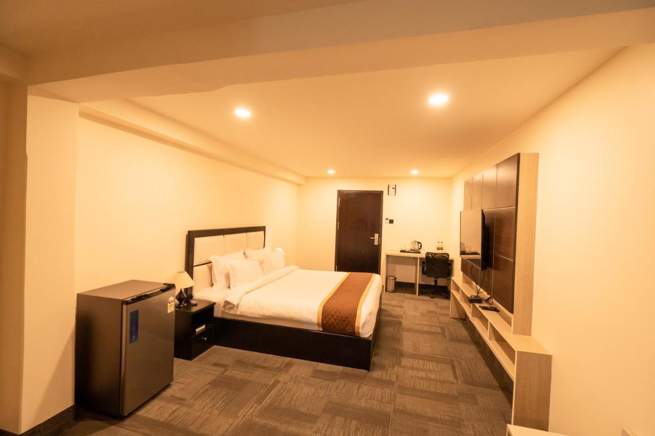 Royale Lalawi Hotel Āīzawl Εξωτερικό φωτογραφία