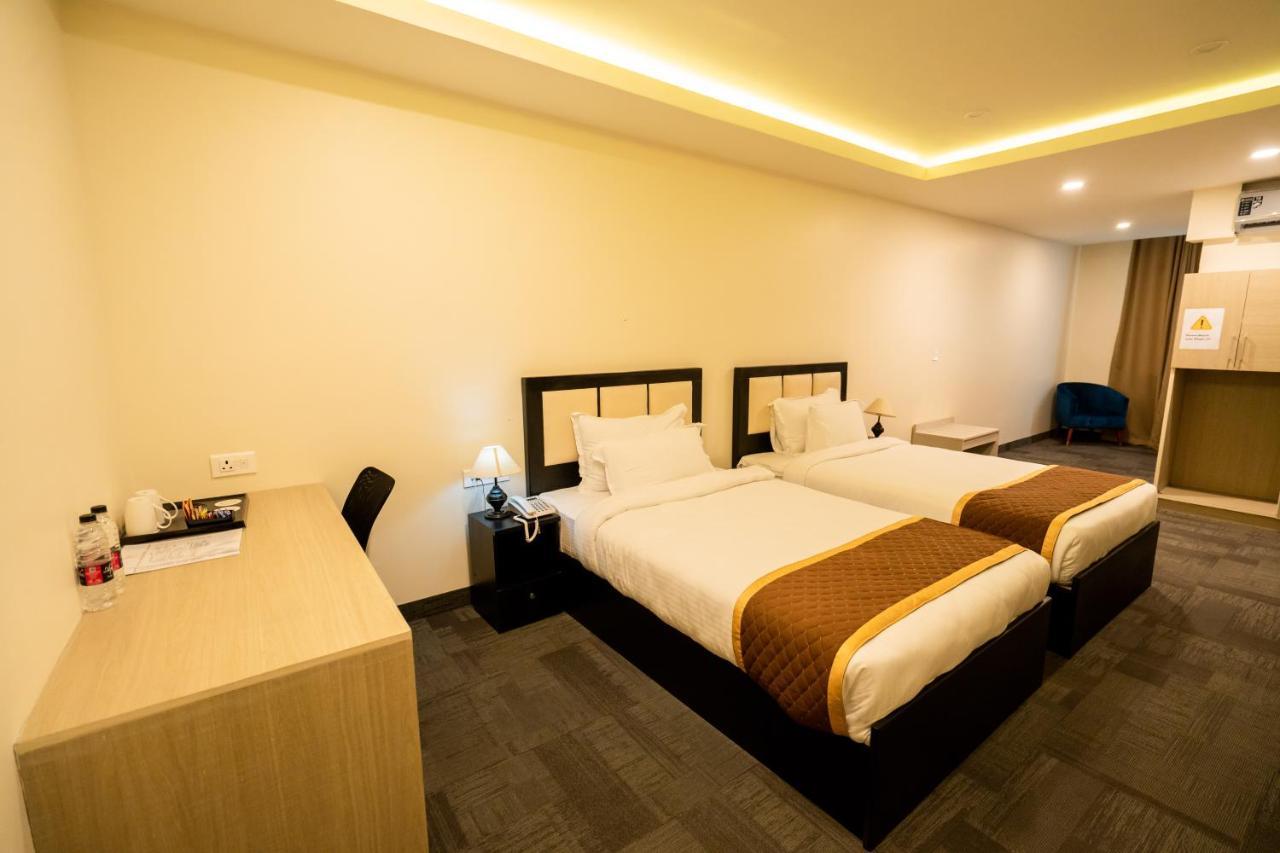 Royale Lalawi Hotel Āīzawl Εξωτερικό φωτογραφία
